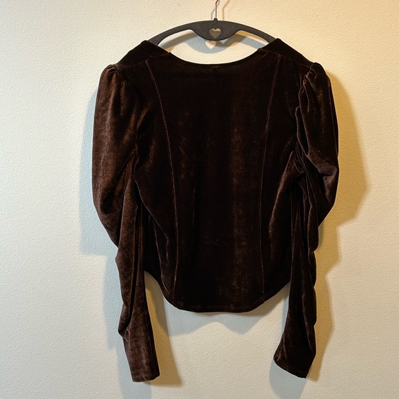 Free People Hold Me Velvet Top Size Medium in Chocolate Brown NWOT - Picture 3 of 10
